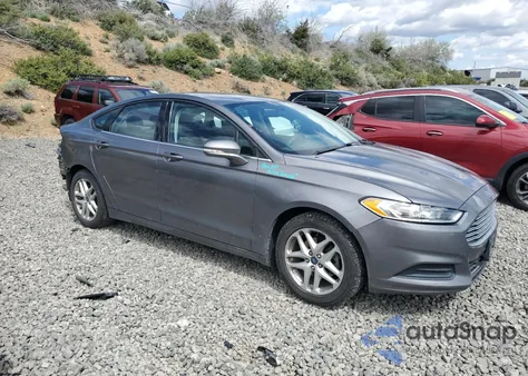 2013 Ford Fusion Se z USA, uszkodzony, nr VIN 3FA6P0HR2DR108530